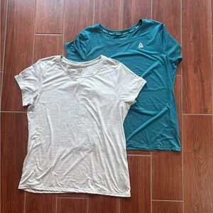 Lot of 2 Reebok women’s XL activewear short sleeved tops, grey and blue in EUC